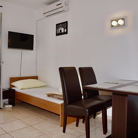 Apartments Victoria Trogir Extérieur photo