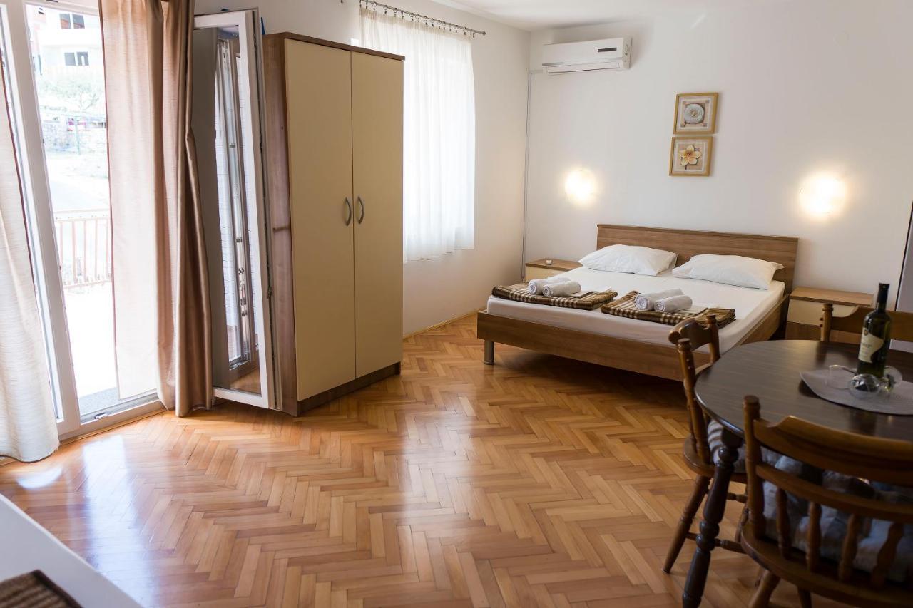 Apartments Victoria Trogir Extérieur photo