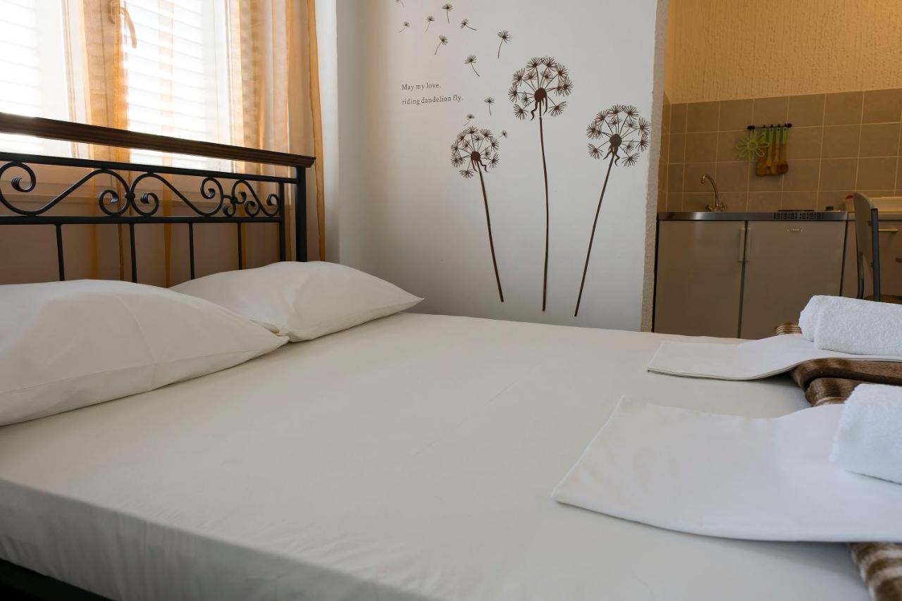Apartments Victoria Trogir Extérieur photo