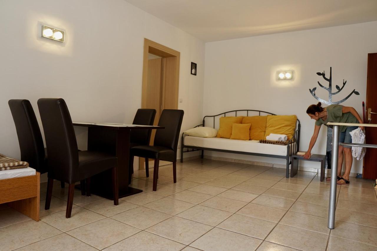 Apartments Victoria Trogir Extérieur photo