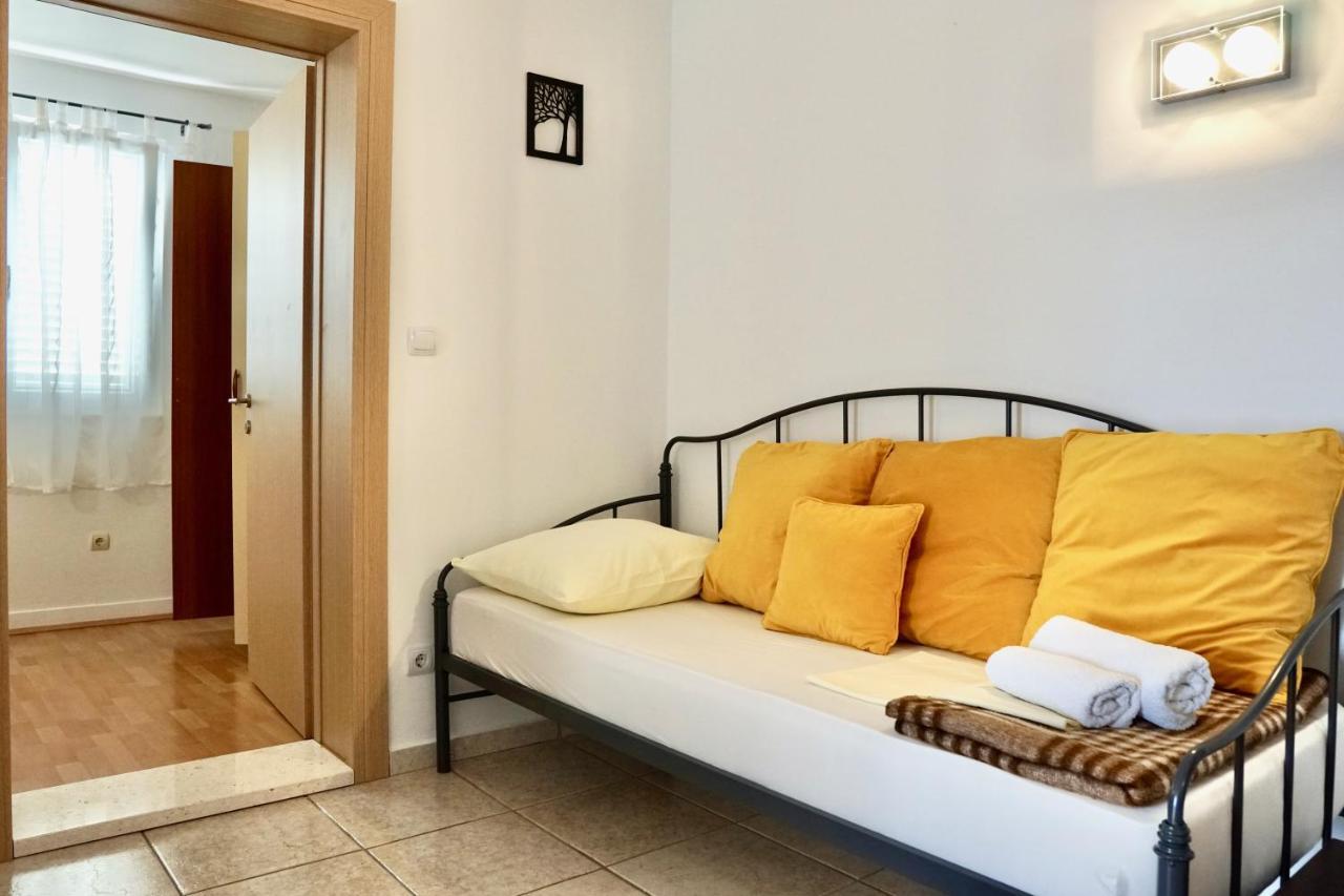 Apartments Victoria Trogir Extérieur photo