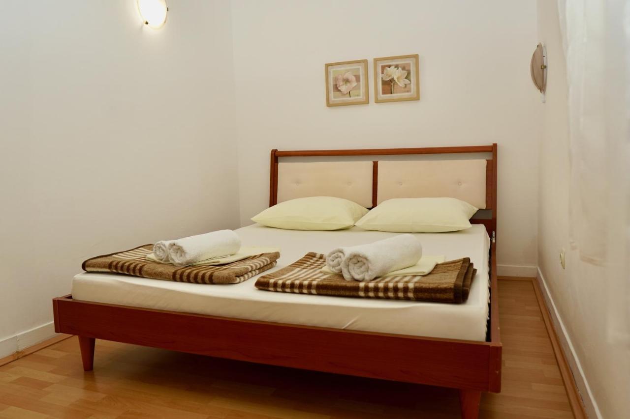 Apartments Victoria Trogir Extérieur photo