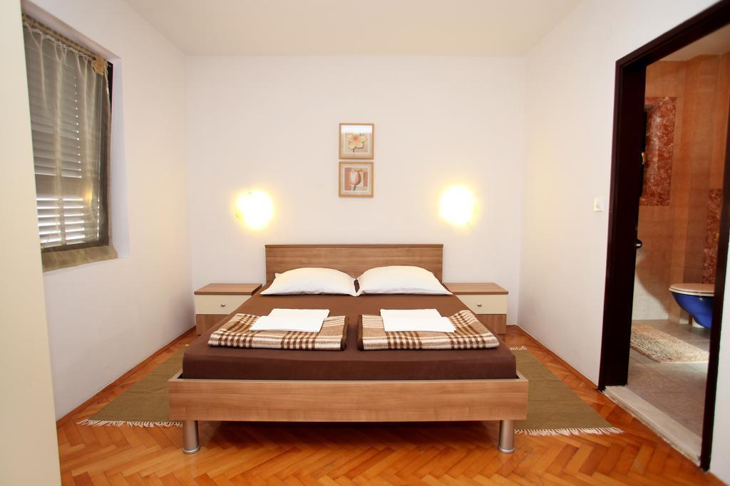 Apartments Victoria Trogir Extérieur photo